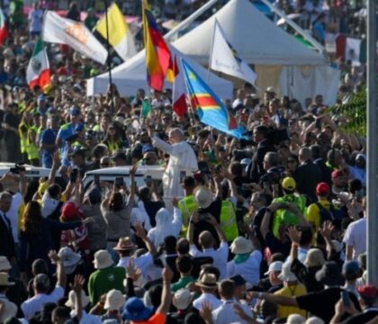 Messe d&rsquo;envoi du Jubilé des jeunes : le pape Léon les invite à regarder « vers les réalités d&rsquo;en haut »