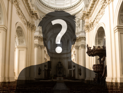 En attendant l&rsquo;ordination des nouveaux évêques, qui est vraiment aux manettes des diocèses de Namur et Tournai ?