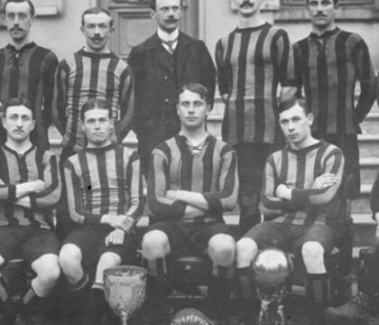 Le foot, une histoire de religion ? A Bruges, les cathos ont fondé le Cercle
