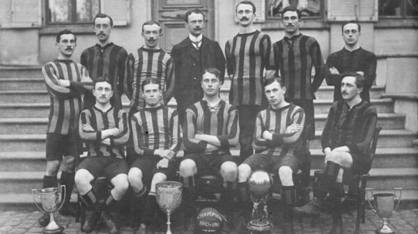 Le foot, une histoire de religion ? A Bruges, les cathos ont fondé le Cercle