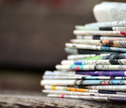 Politiques et syndicats dans les médias