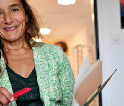 Valéria Milewski est biographe hospitalière: « quand la personne sait qu’elle va mourir, elle veut simplement laisser quelques mots »