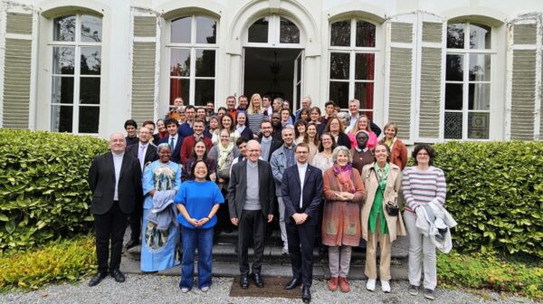 « Un coup de jeune bienvenu », « ce n&rsquo;est pas une promotion »: voici ce que vous pensez des deux nouveaux évêques belges