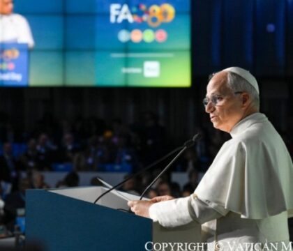 « Nous ne pouvons continuer ainsi : la faim n’est pas le destin de l’homme »: découvrez le vibrant plaidoyer de Léon XIV à la tribune de la FAO