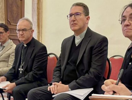 Rome: émotion et tensions apaisées pour les victimes belges d&rsquo;abus dans l&rsquo;Eglise