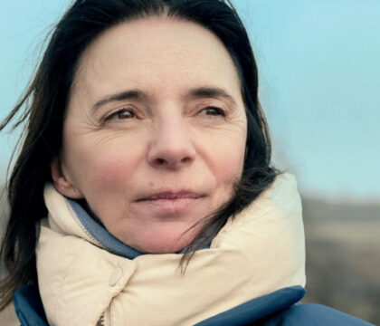 Maryse Burgot: « J’aimerais bien rendre le monde meilleur, mais je ne suis pas sûre d’y parvenir »