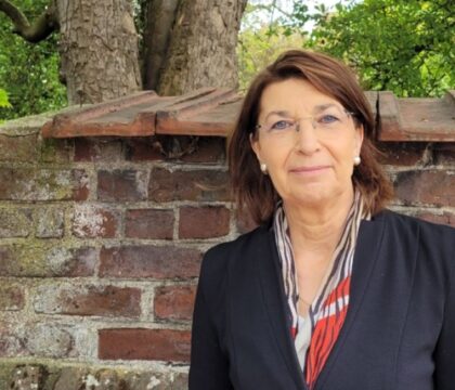 Myriam Watthee-Delmotte présente un livre devenu témoin du temps