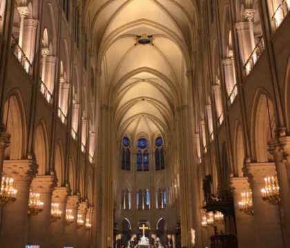 Opinion : Mais pourquoi Notre-Dame de Paris est-elle si pleine, et les autres églises si vides ?