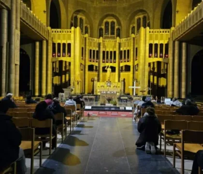 Retour sur la nuit d’adoration pour la paix à la basilique de Koekelberg