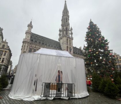 La nouvelle crèche de la Grand-Place de Bruxelles ne convainc pas tout le monde