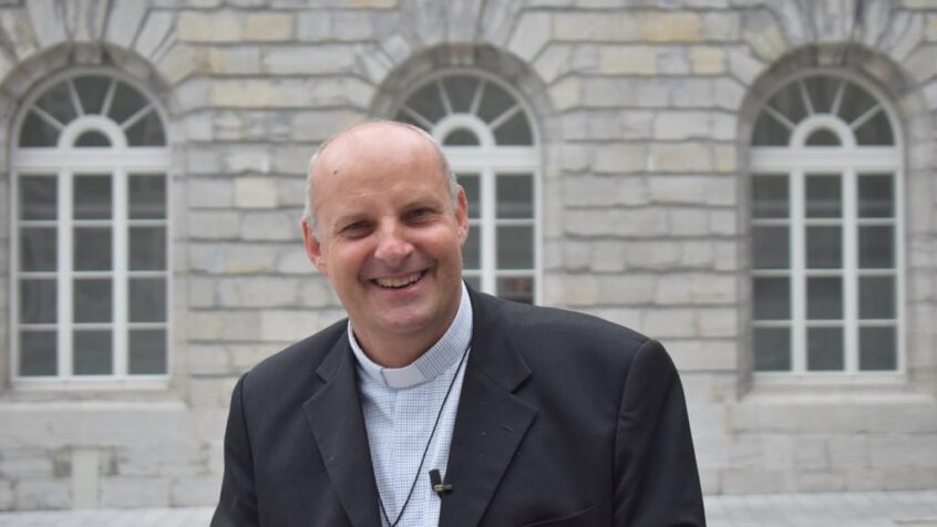 « Mes parents invitaient souvent un étudiant étranger à passer Noël à la maison »: voici le premier message de Noël de Mgr Rossignol