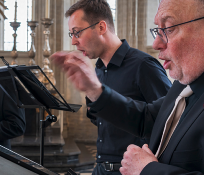 Pendant 20 ans, ils ont animé la messe de minuit à la cathédrale de Bruxelles : rencontre avec l&rsquo;ensemble vocal Currende !