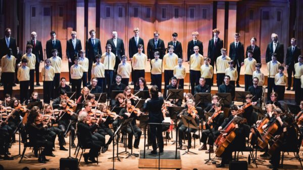 Quel répertoire pour un concert de Noël réussi ? Le chef de chœur des Pastoureaux nous dit tout !