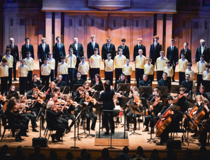 Quel répertoire pour un concert de Noël réussi ? Le chef de chœur des Pastoureaux nous dit tout !