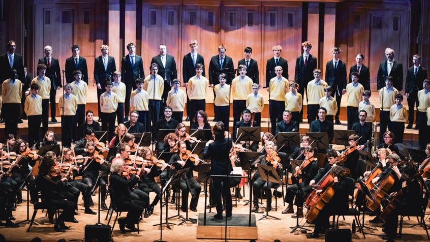 Quel répertoire pour un concert de Noël réussi ? Le chef de chœur des Pastoureaux nous dit tout !