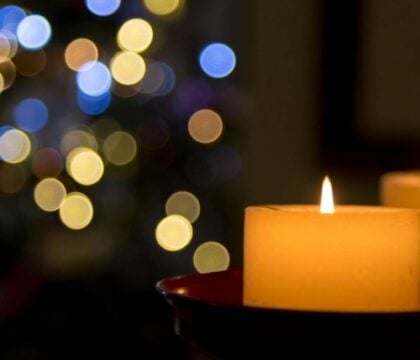 Rites, chants de Noël, bénévolat &amp; intelligence artificielle