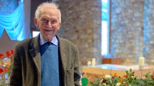 Le prêtre Raymond Thysman va fêter Noël pour la 99e fois: « Je suis toujours ému quand je vois un visage d’enfant ! »