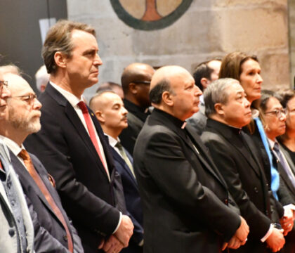 Carte blanche : une vingtaine de catholiques demandent à revoir les liens entre l&rsquo;Etat et les cultes