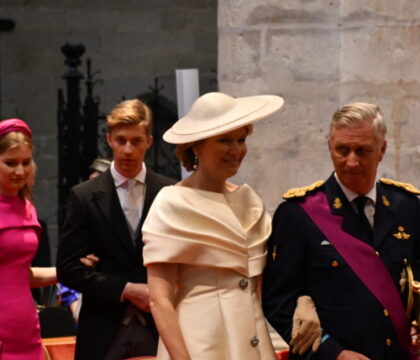Messe pontificale à Bruxelles : le Roi et la Reine répondent présents !
