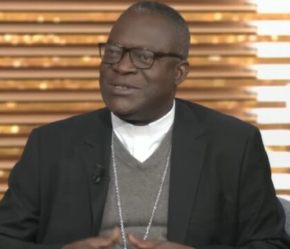 L&rsquo;archevêque de Lubumbashi a-t-il été suspendu par le pape ? Mgr Fulgence Muteba victime de « fake news »