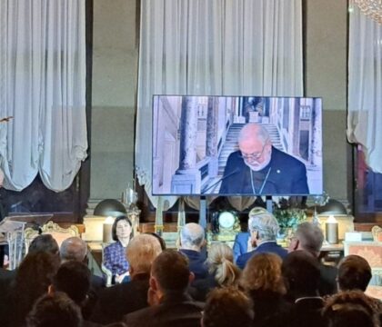 Mgr Gallagher: la pratique de la GPA est « une nouvelle forme de colonialisme »