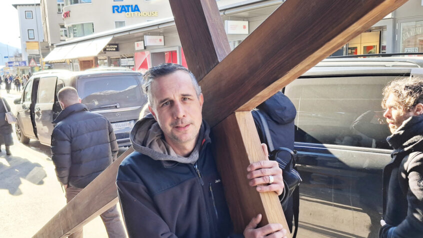 Jésus est présent sur la promenade du WEF à Davos