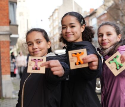 « Ceci n’est pas un module » : Iles de Paix invite à changer notre regard sur la solidarité