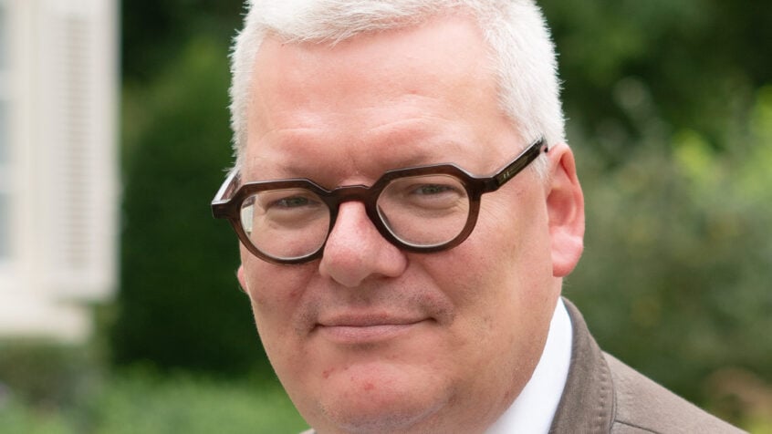 L’Archevêque nomme Jürgen Mettepenningen secrétaire privé et assistant personnel – vacance pour délégué épiscopal à l’enseignement