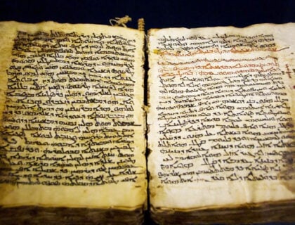 Avec la traduction de l&rsquo;Ancienne syriaque, « l&rsquo;Evangile apparaît comme beaucoup plus incarné »