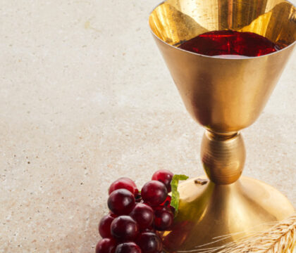 Alcool et alcoolisme : quelle approche de la Bible et de l&rsquo;Eglise ?