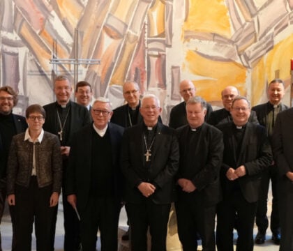 Synodalité, catéchumènes et montée des populismes: Mgr Terlinden a rencontré plusieurs hauts responsables catholiques à Salzbourg