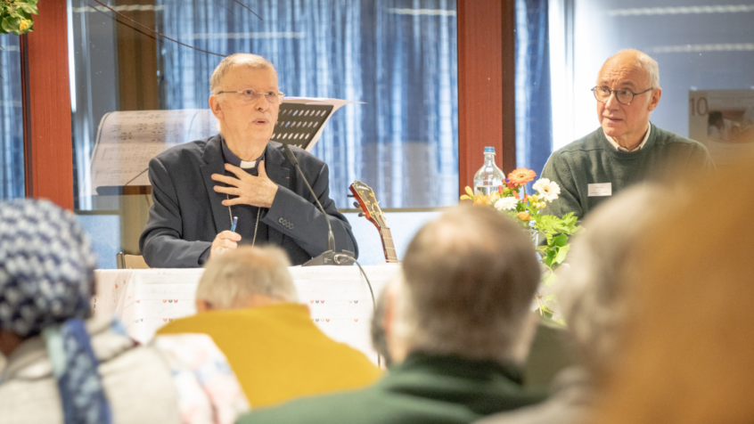 Faut-il revoir l&rsquo;ordre des sacrements de l&rsquo;initiation chrétienne ? Près de 200 acteurs pastoraux réunis pour discuter de la Confirmation