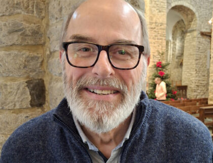 (Re)découvrir la foi à 60 ans (ou plus) : Pierre a « rencontré cette source d&rsquo;eau vive qui est le Christ »