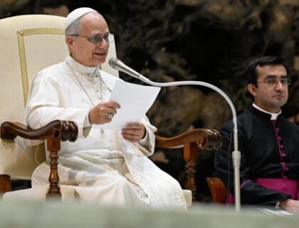 Depuis janvier, le pape Léon XIV consacre une série de catéchèse au concile Vatican II. Mais pourquoi donc?