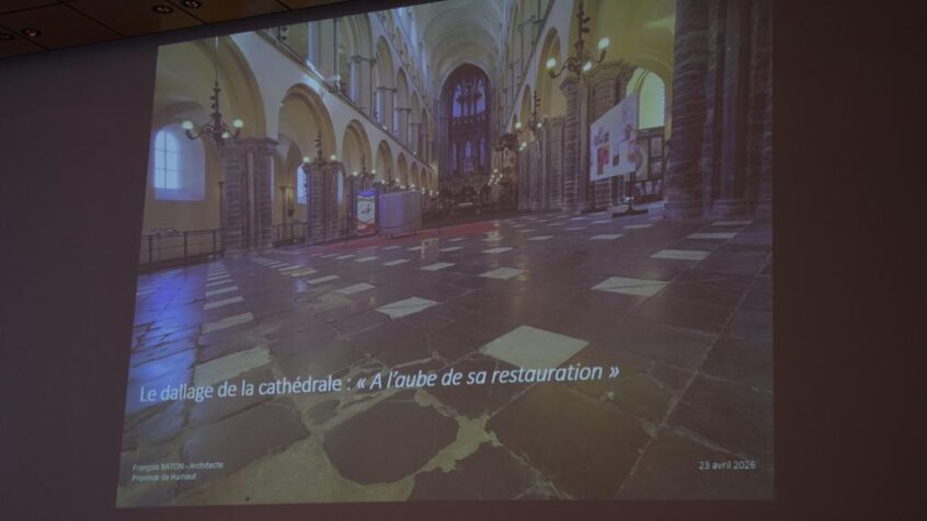 De nouveaux « pavés » pour la Cathédrale