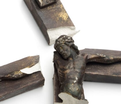 Droit au blasphème : Les cathos sont-ils plus moqués que les autres ?