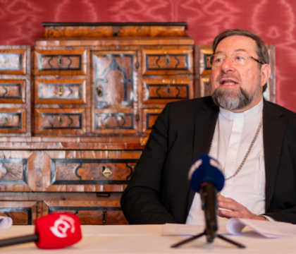 Mgr Jean-Pierre Delville, évêque de Liège, a envoyé sa lettre de renonciation au Pape: « c’est un sentiment très contrasté »