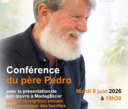 Conférence du père Pedro et dédicace de son oeuvre à Madagascar