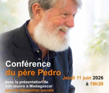 Conférence du père Pedro et dédicace de son oeuvre à Madagascar