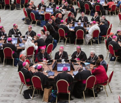 Le Saint-Siège annonce les quatre étapes de la mise en œuvre du Synode