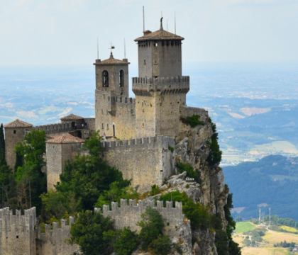 Après Monaco, Léon XIV met le cap sur un autre micro-État européen
