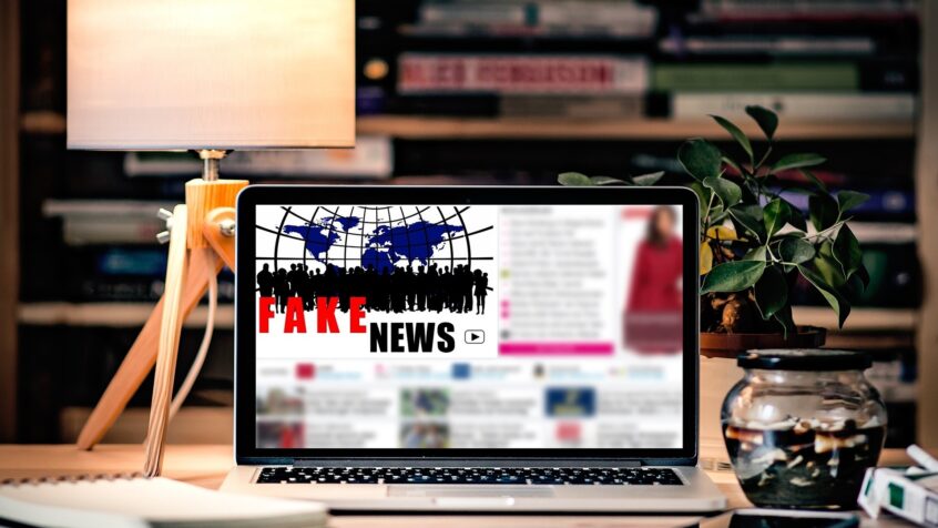 Fake news ou pas fake news? A l&rsquo;approche du Dimanche des médias, on a testé vos connaissances!
