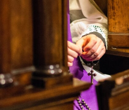 « J&rsquo;ai reçu la confession d&rsquo;un homicide » : peut-on briser le secret sacramentel ?