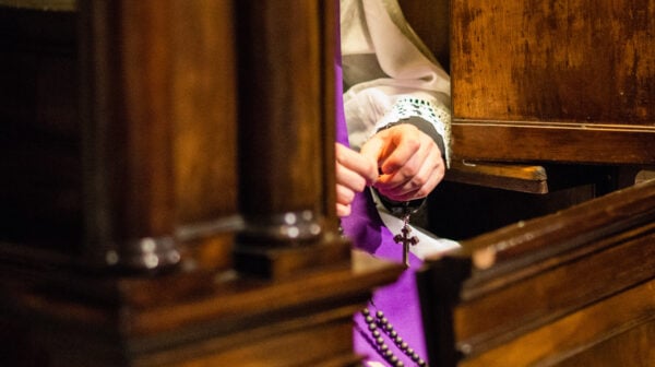 « J&rsquo;ai reçu la confession d&rsquo;un homicide » : peut-on briser le secret sacramentel ?