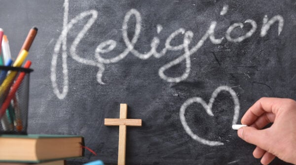 Cours de religion : Comment mesurer ce qui relève à la fois du savoir, de la foi et de l’attitude intérieure ?