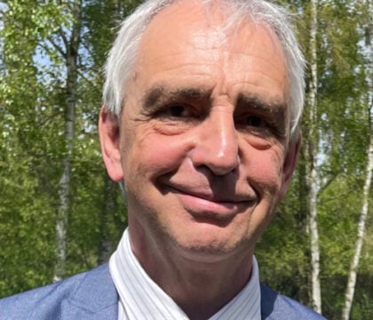 Dominique Lambert : « Les discussions avec des scientifiques non croyants ont beaucoup enrichi ma propre réflexion »