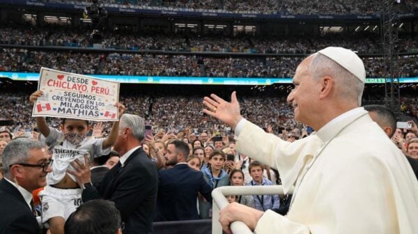 Au stade Santiago Bernabéu, le pape a encouragé les catholiques madrilènes