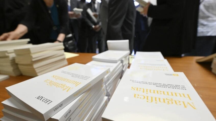 Magnifica humanitas sera-t-elle le best-seller de l&rsquo;été ? « C&rsquo;est vraiment énorme, je n&rsquo;avais jamais vu ça! »