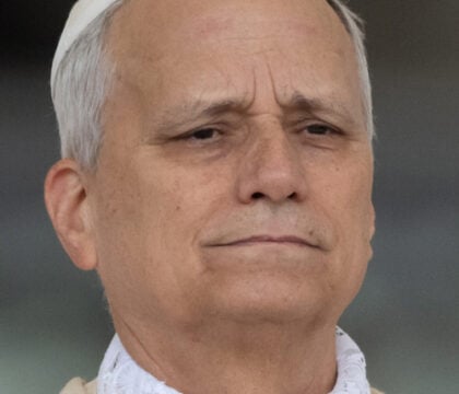 Ordinations interdites de la FSSPX : que risque la Fraternité Saint-Pie X après l&rsquo;avertissement du pape Léon XIV ?
