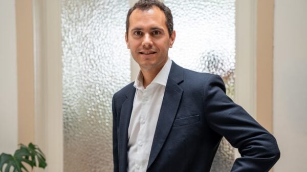 L&rsquo;ex coprésident d&rsquo;Ecolo Samuel Cogolati va prendre la direction de Caritas International: « Je ressens aujourd’hui le besoin de retrousser mes manches »